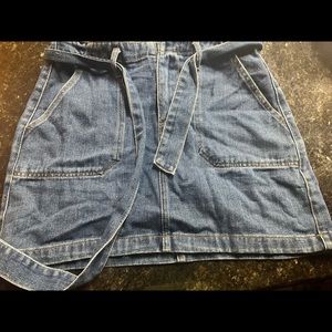 Size large denim skirt